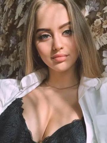 Проститутка Хана